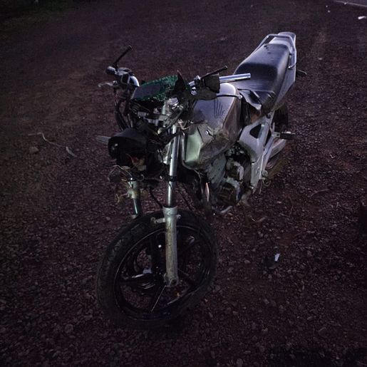 Motociclista fica ferido em colisão com carro no interior de Itapiranga