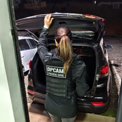 Homem é preso por agredir e ameaçar companheira em Maravilha