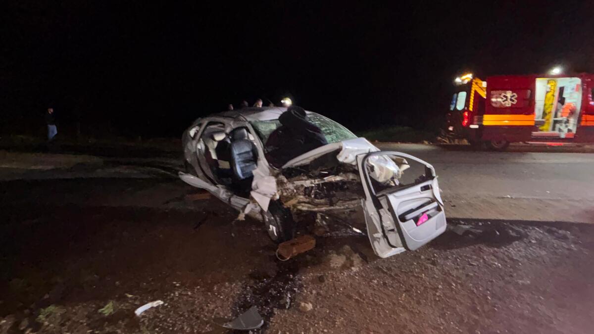 Homem morre e duas mulheres ficam feridas em grave acidente na BR-163