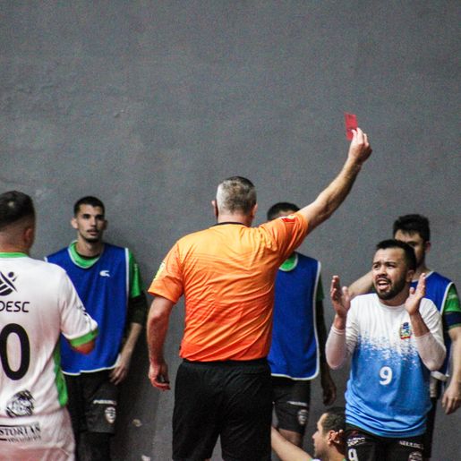 Com direito a goleada, São Miguel Futsal/Joni Gool vence Faxinal e está na final
