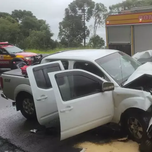 Pai e filho morrem e outros seis ficam feridos em acidente na BR-282 em SC