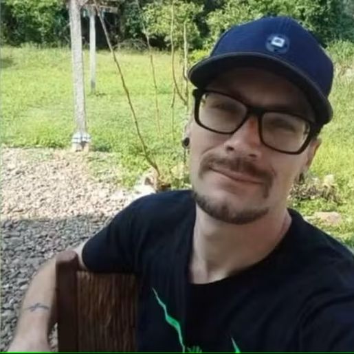 Homem de 33 anos morre após levar bolada no abdômen durante partida de futebol em SC