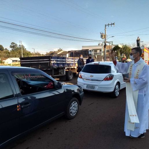 Realização da Festa do Colono e Motorista em São José do Cedro é debatido pela Matriz