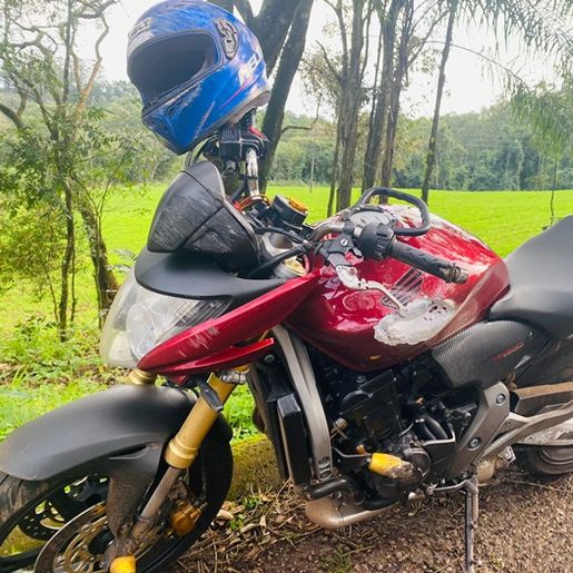 Jovem fica ferido em queda de motocicleta na SC 163, em Itapiranga