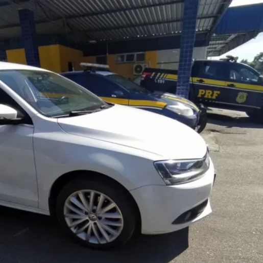 Adolescente de Pato Branco pega carro escondido do pai para viajar com amigos