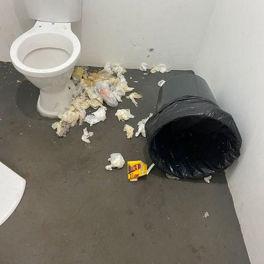 Em noite de vandalismo, adolescente é agredida na Avenida Uruguai, em Itapiranga