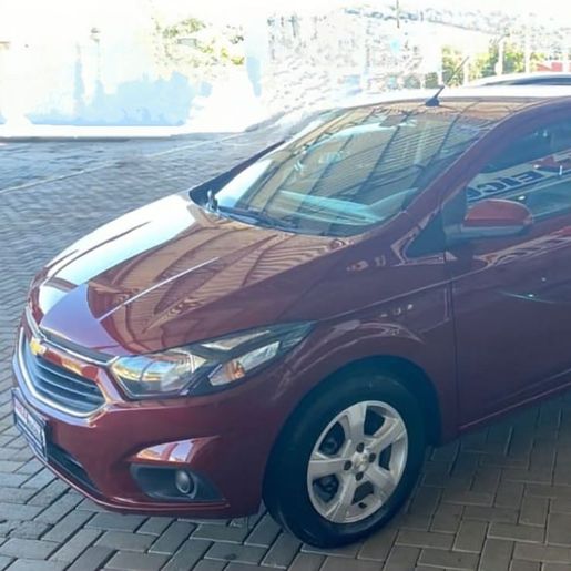 Carro roubado em SP é encontrado em revenda de veículos em Palma Sola