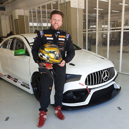Cirurgião-dentista de SMO participa da corrida Mercedes-Benz Challenge em SP