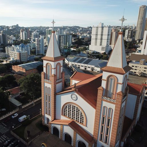 Chapecó recebe Alesc Itinerante e marca 190 anos do Legislativo catarinense