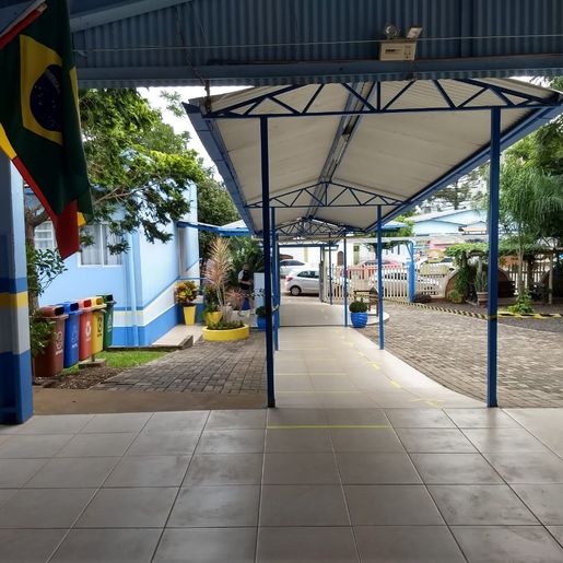 Proposta visa elevar investimentos em colégios com gestão compartilhada