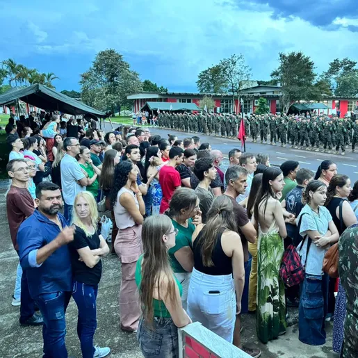 14º RCMec incorpora 221 novos soldados em SMOeste