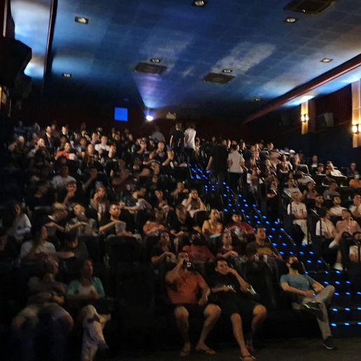 Novo filme do “Homem Aranha” lota primeira sessão no Cine Peperi