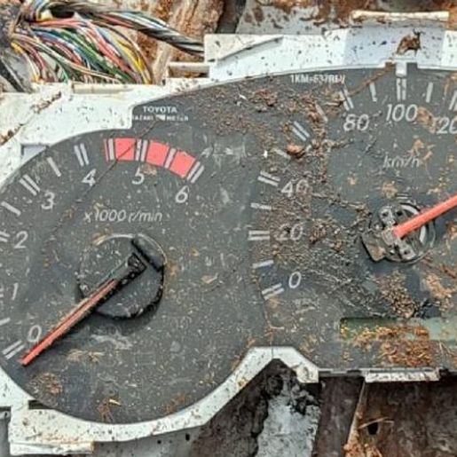 TRAGÉDIA: 13 pessoas morrem em acidente entre caminhonete e van no MT