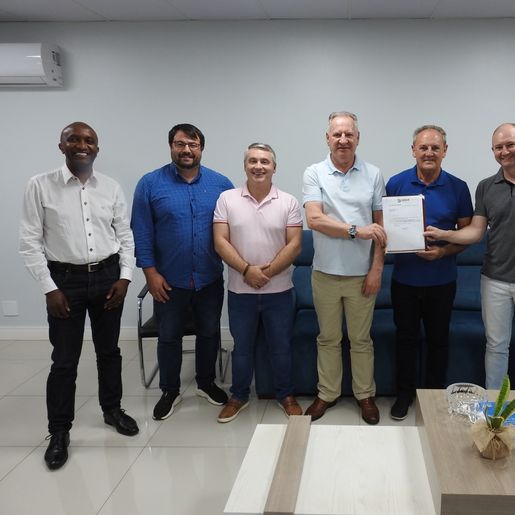 Câmara de Vereadores de SMOeste devolve quase R$ 870 mil para a prefeitura