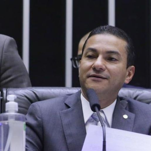 Presidente do Republicanos repudia atos de vandalismo em Brasília