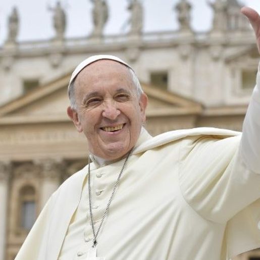 Papa diz que a Igreja deve ser aberta a LGBTQIA+, mas que há regras