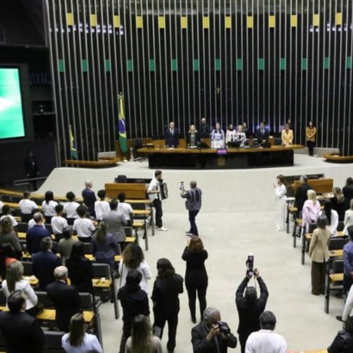 Como o aumento no número de deputados pode impactar a corrida eleitoral de SC em 2026