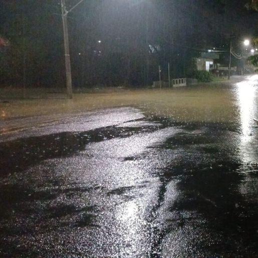 Rio do Sul enfrenta 3ª enchente do ano e quatro abrigos são abertos