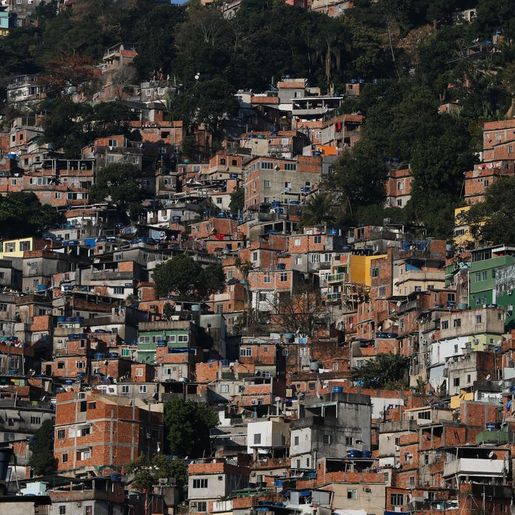 COVID-19: 75% dos moradores de favelas não procuram atendimento médico
