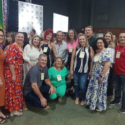 Diretores da rede estadual são empossados em cerimônia em Lages