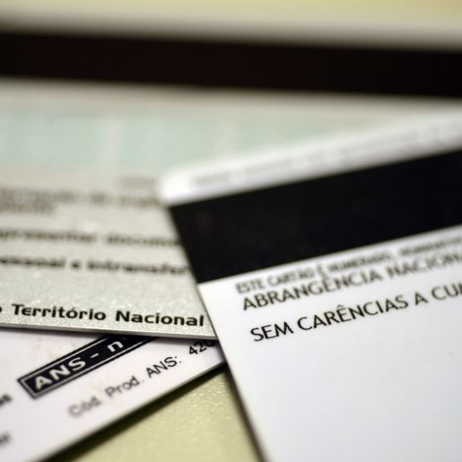 Reajustes de planos de saúde coletivos mais que dobram em relação aos individuais