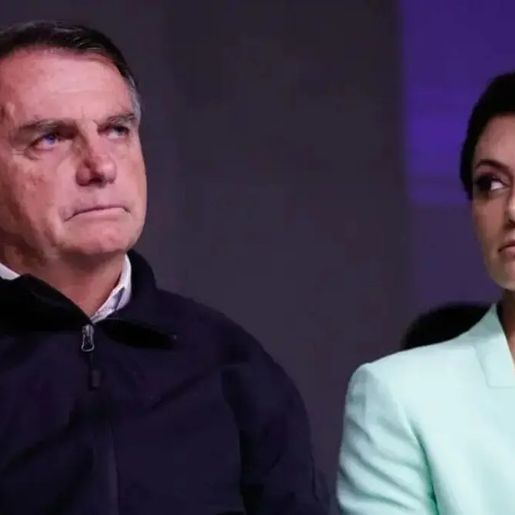 Michelle procura ministro mais antigo do STF para pedir prisão domiciliar de Bolsonaro