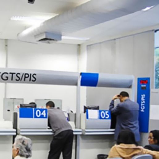 Governo estuda liberar até R$ 14 bilhões para saque-aniversário do FGTS