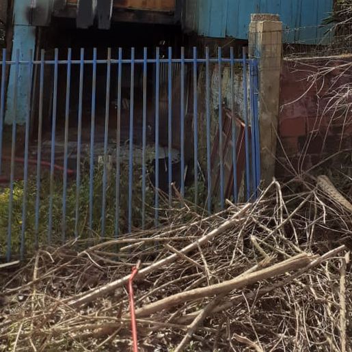 Homem põe fogo na própria casa