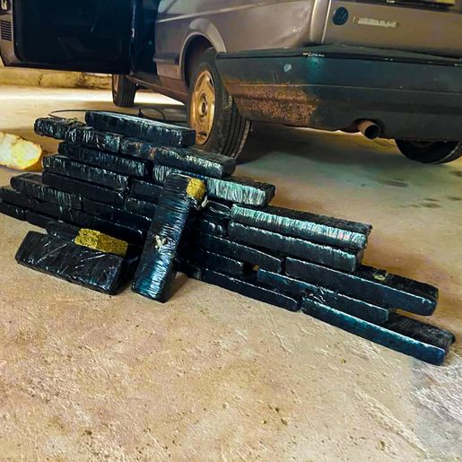 PM realiza grande apreensão de maconha em São Miguel do Oeste