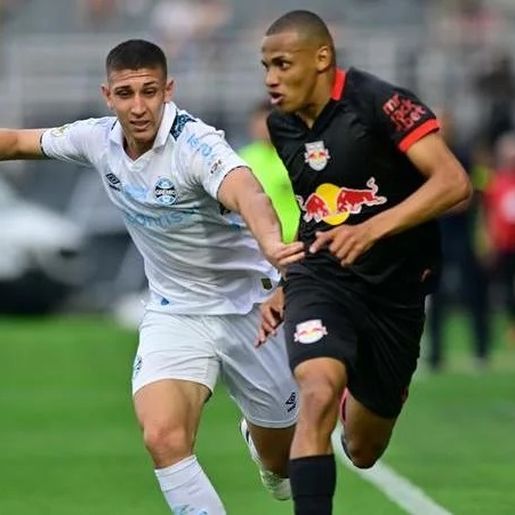 Com falha de Reinaldo, Grêmio empata com o Bragantino por 2 a 2