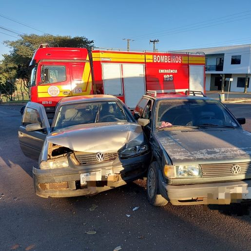 Colisão no centro de São Lourenço do Oeste deixa feridos