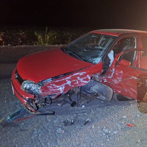 Colisão frontal na SC-305 deixa um ferido em Campo Erê