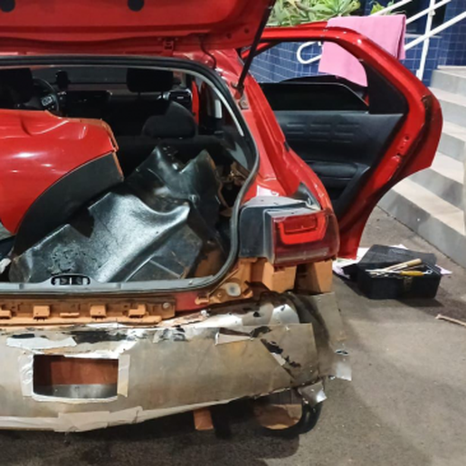 PRF apreende 198 kg de maconha escondidos em carro na BR-163