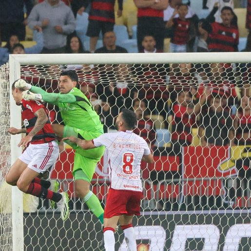 Com time alternativo, Inter empata com o Flamengo no Maracanã