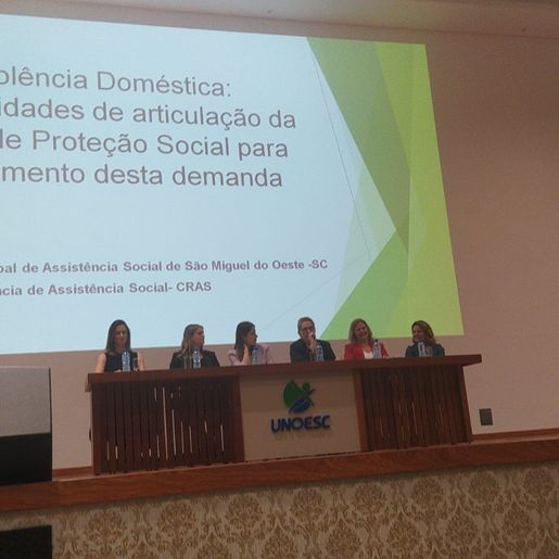 Atuação interdisciplinar no enfrentamento à violência é tema de debate na Unoesc