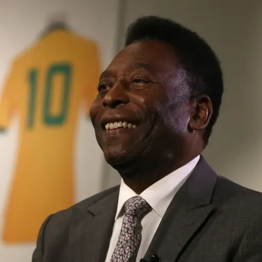 Morre Pelé, o maior jogador da história do futebol, aos 82 anos
