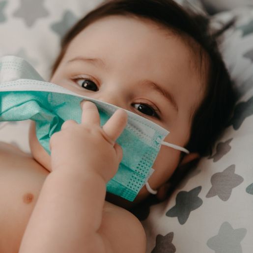 Crianças também podem usar máscara? Entenda!