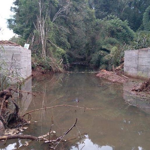 Saltinho aguarda kits de transposição para conclusão de pontes