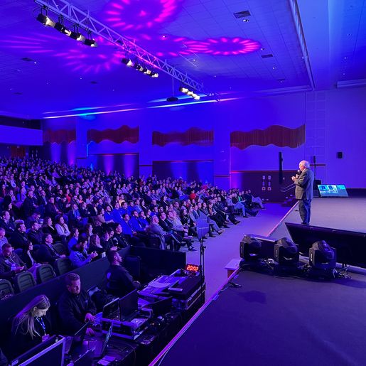 Com todos os ingressos vendidos, Summit Empresarial da CDL é sucesso