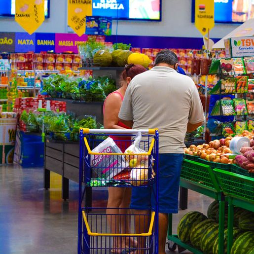 Só Brasil e Turquia têm inflação, juros e desemprego de 2 dígitos entre as grandes economias