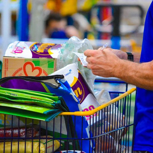 Intenção de consumo avança, com destaque para renda atual