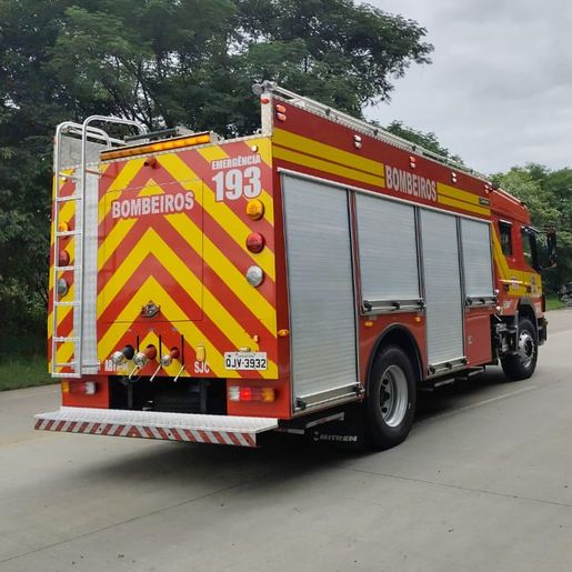 Mulher morre em acidente entre dois carros na BR-163