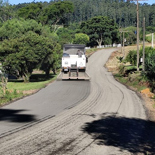 Guaraciaba é o primeiro município da Ameosc a testar Tecnologia de Tratamento Asfáltico MDR