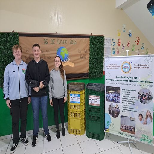 Maior escola de Itapiranga busca conscientizar alunos sobre descarte correto do lixo