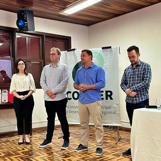 Prefeito de Saudades é eleito presidente do Conder para 2025
