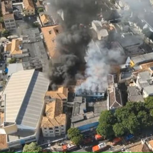 Sobe para 11 o número de feridos graves em incêndio em fábrica de fantasias no Rio