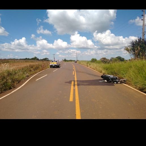 Colisão entre moto e carro na SC-480 deixa jovem em estado grave