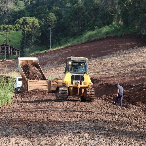 Agricultura de Iporã do Oeste lança novo subsídio para serviços de máquinas