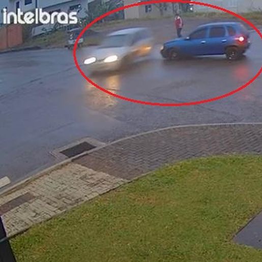 VÍDEO: Câmera flagra motorista fugindo após acidente em SMOeste