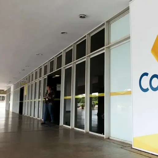 Trabalhadores dos Correios entram em greve em SC